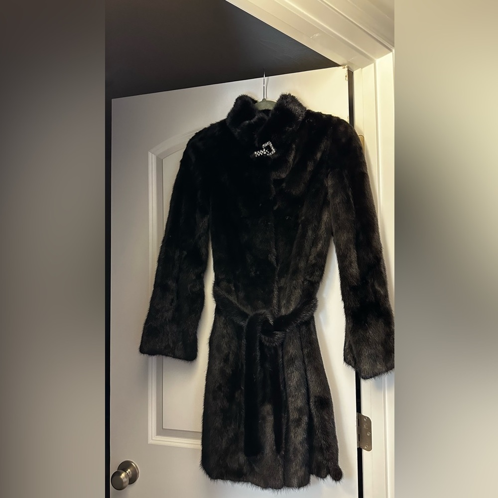 Real dark color mink coat. Size small/ xs
